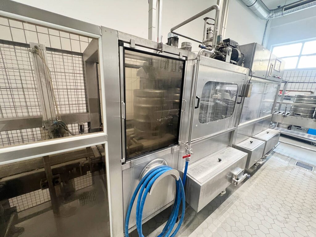 keg-gruber-produkte-gebrauchtmaschinen-gebrauchte-vollautomatische-Keg-Anlage-10